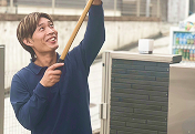 床だけにとどまらない幅広い清掃対応